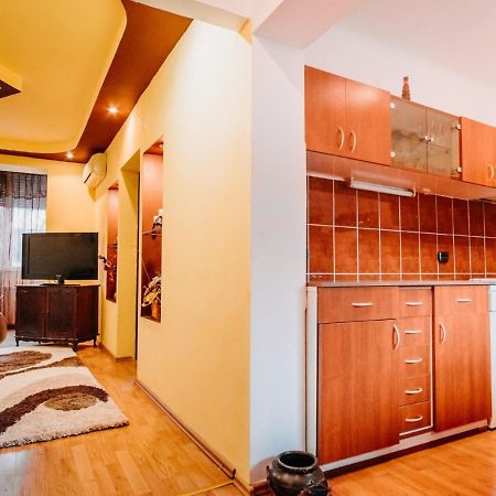 Riverview Apartament Nagyvárad Kültér fotó
